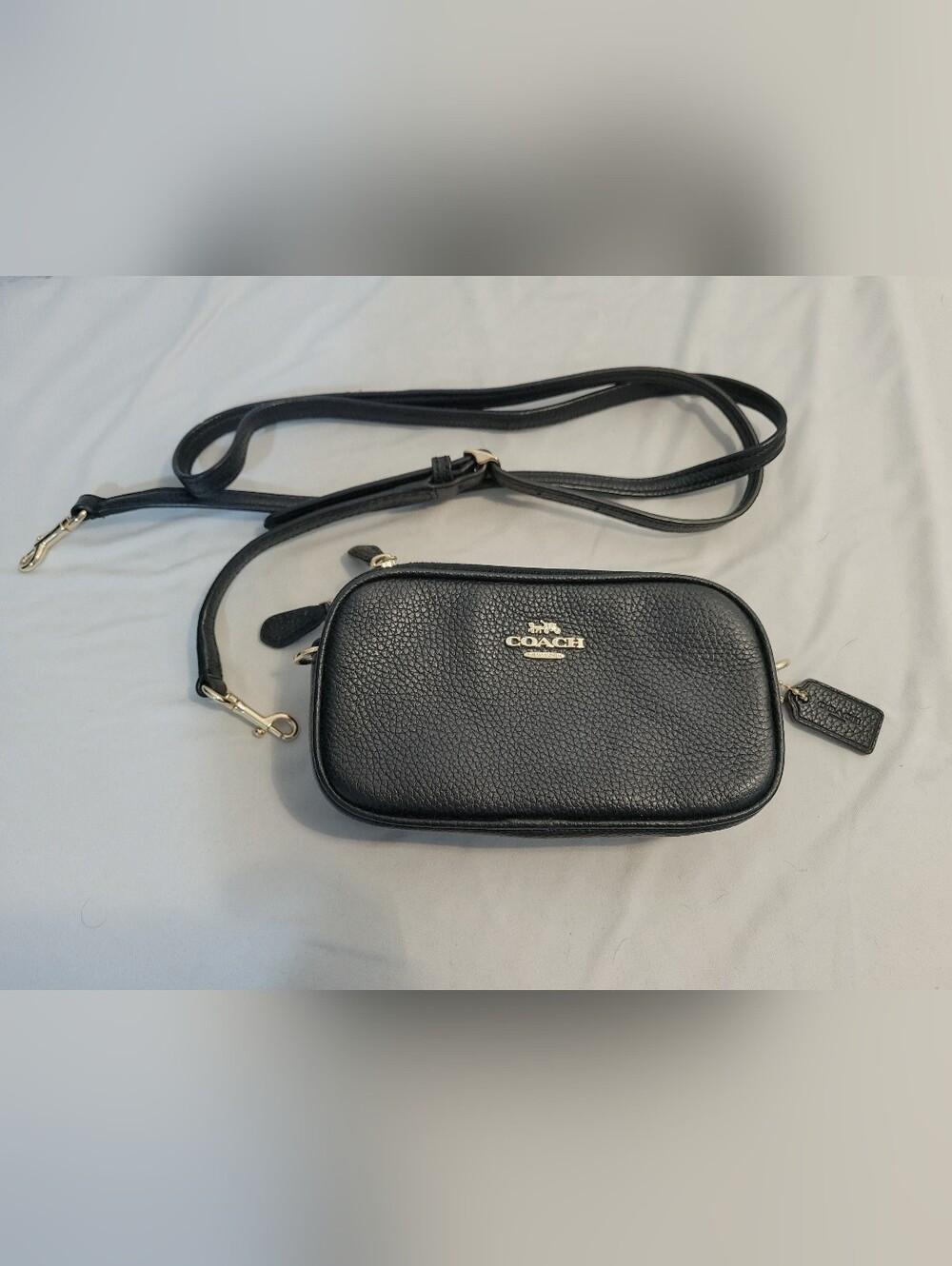 Authentic Coach Black Camera Bag Pebbled Leather Mini Crossbody with Gold Logo